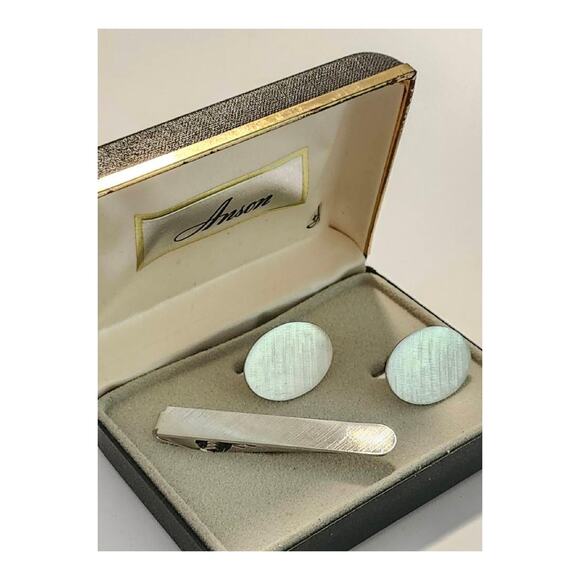 Vintage Anson Brushed Silver Cuff Links and Tie Clip, NEW OLD STOCK - Picture 3 of 10